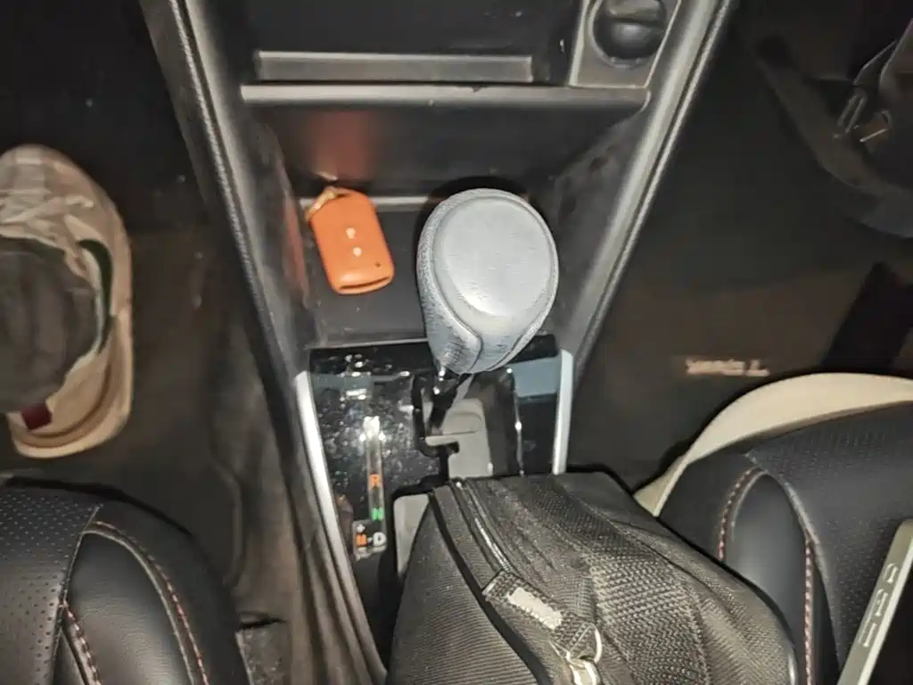 Toyota Yaris L — миниатюра 14