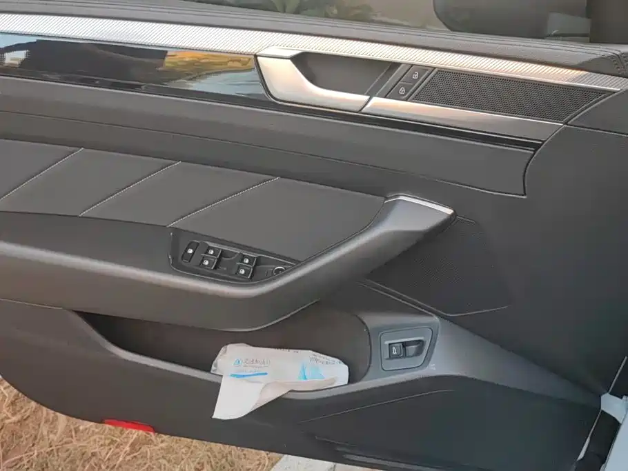 Volkswagen CC — миниатюра 7
