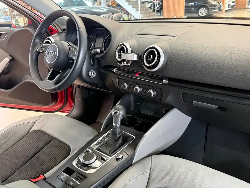 Audi A3 — миниатюра 12