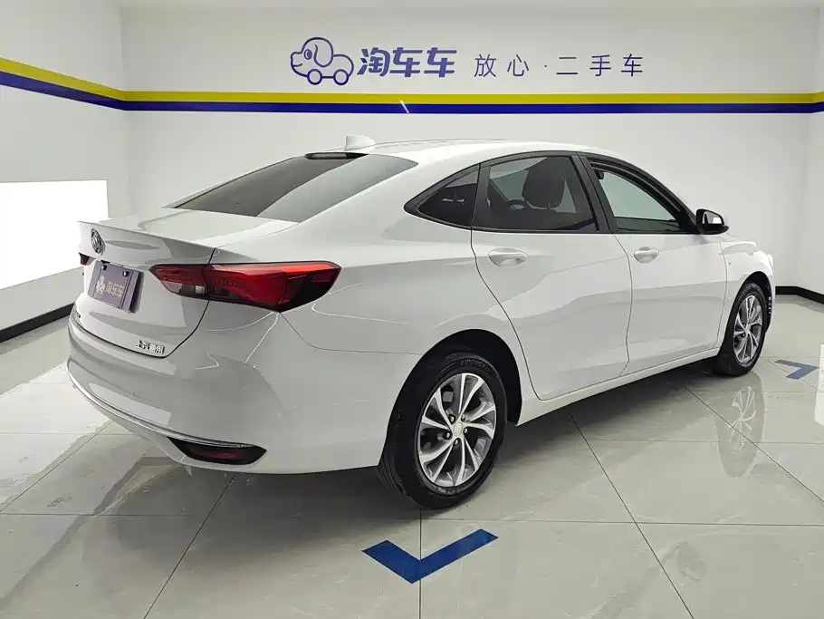 Buick Verano — миниатюра 3