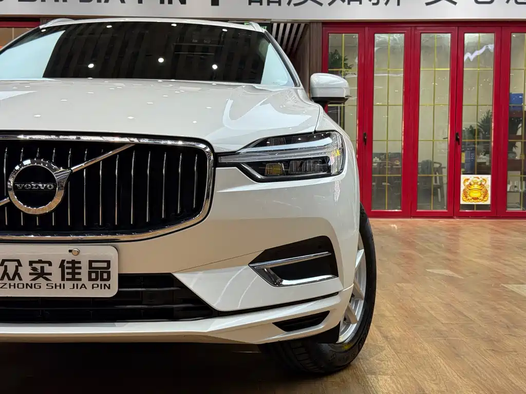 Volvo XC60 — миниатюра 32