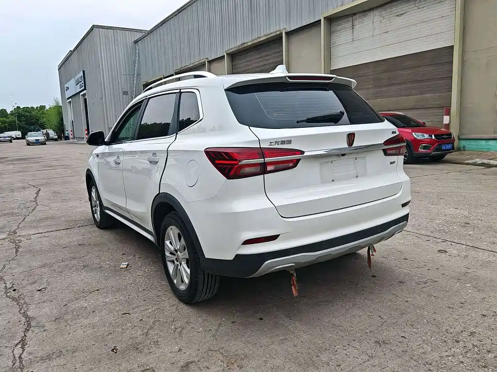 Roewe RX5 — миниатюра 7