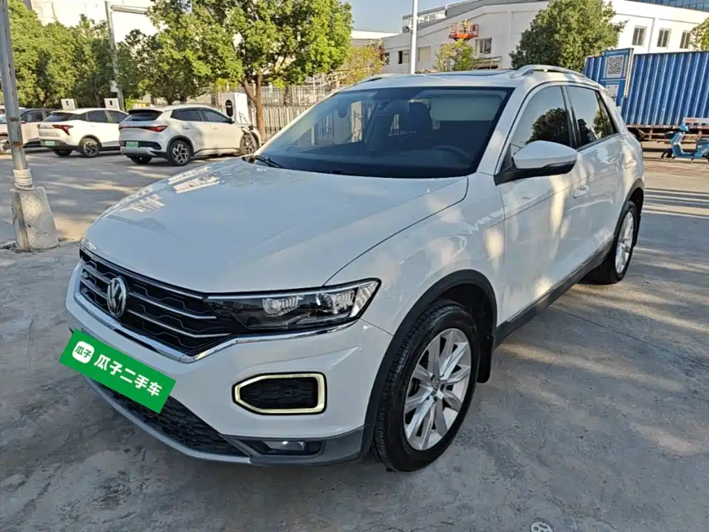 Volkswagen T-Roc — миниатюра 2