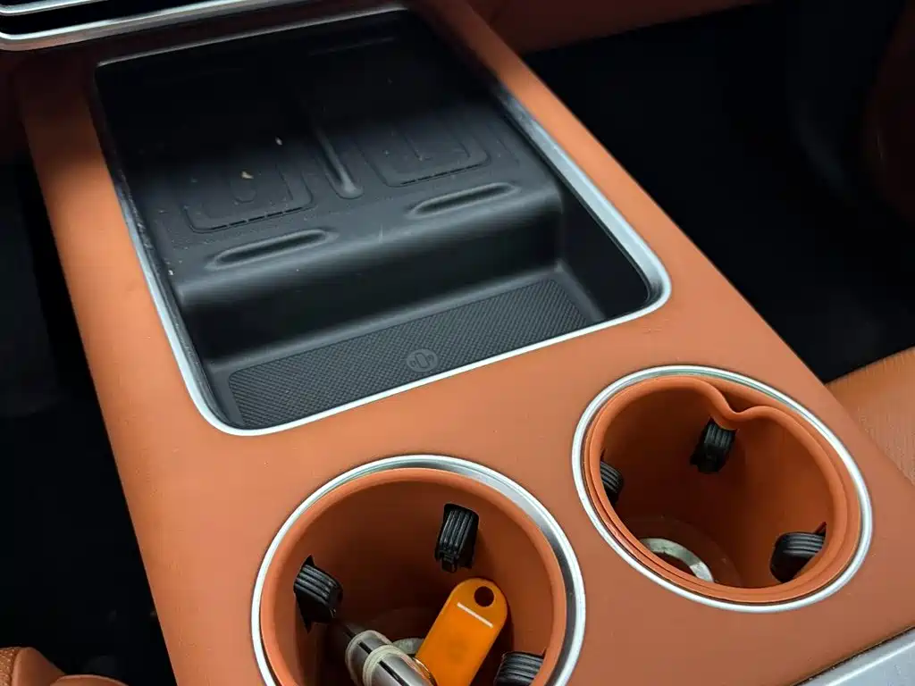 Li Auto Li L9 — миниатюра 17