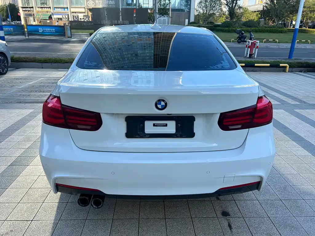 BMW 3 Series — миниатюра 19