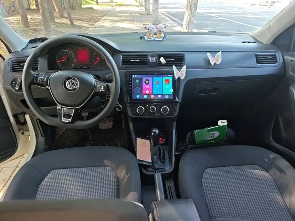 Volkswagen Santana — миниатюра 10