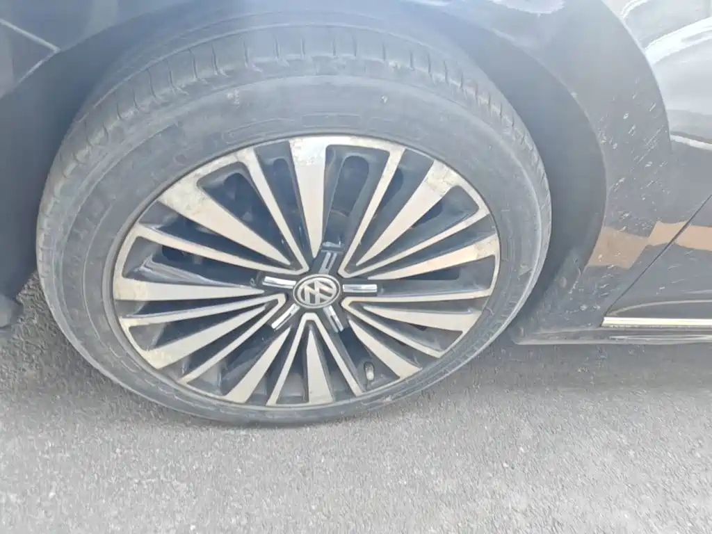 Volkswagen Passat — миниатюра 23