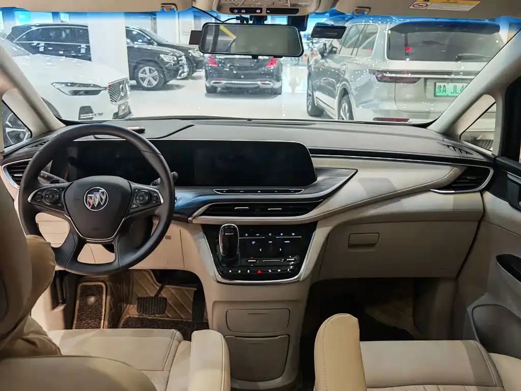 Buick GL8 — миниатюра 6