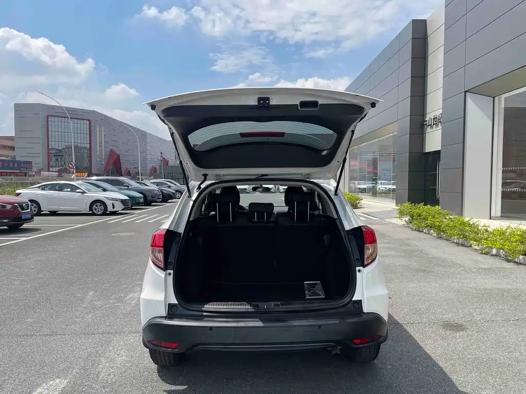 Honda Vezel — миниатюра 16
