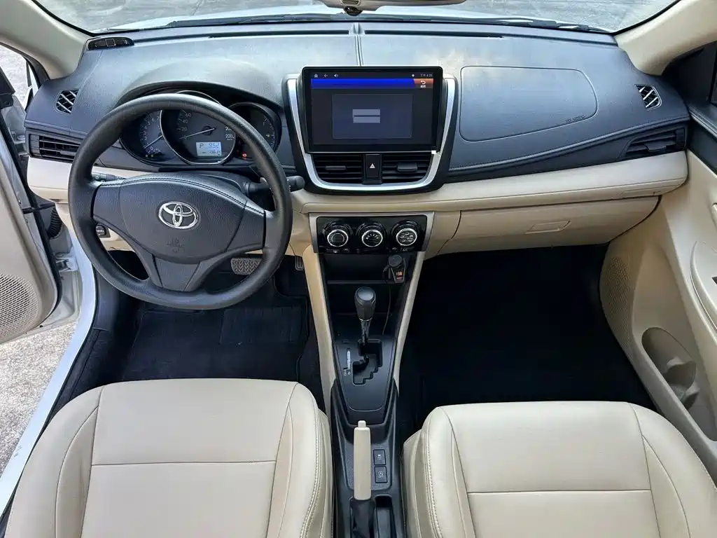 Toyota Vios FS — миниатюра 5