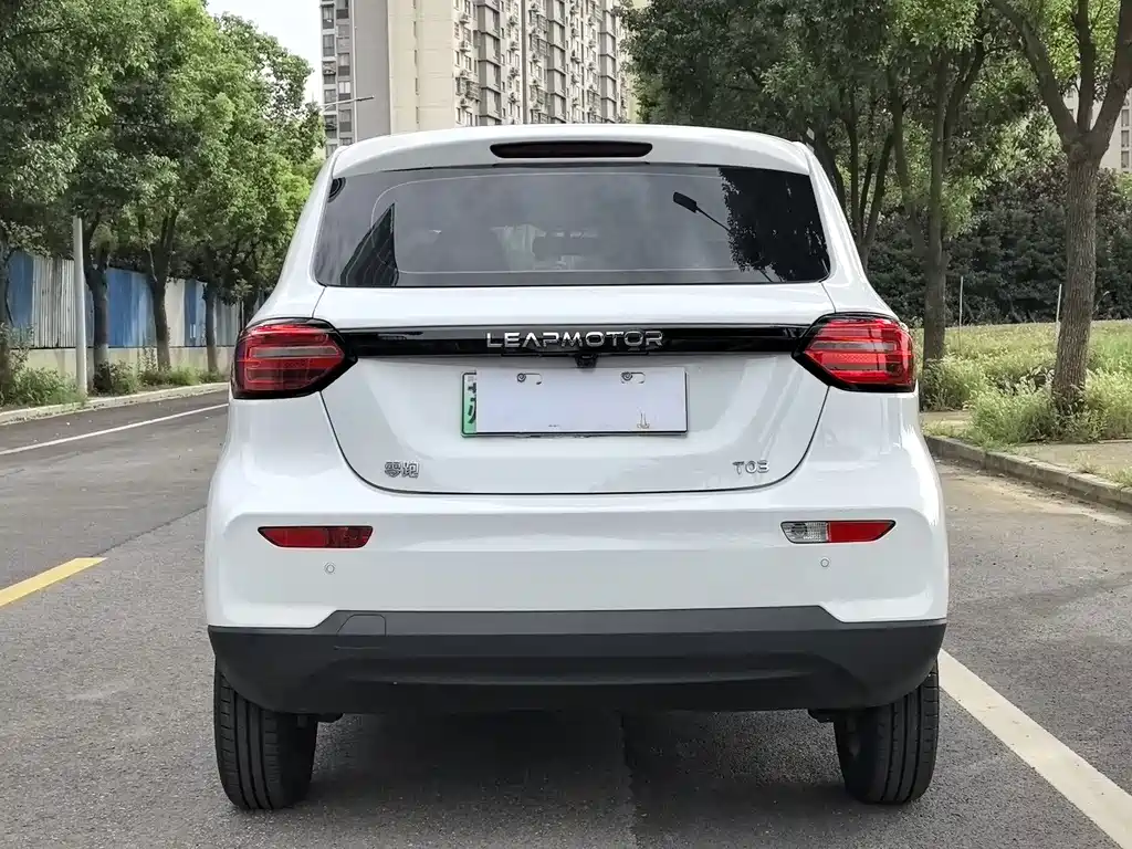 Leapmotor Leapmotor T03 — миниатюра 6