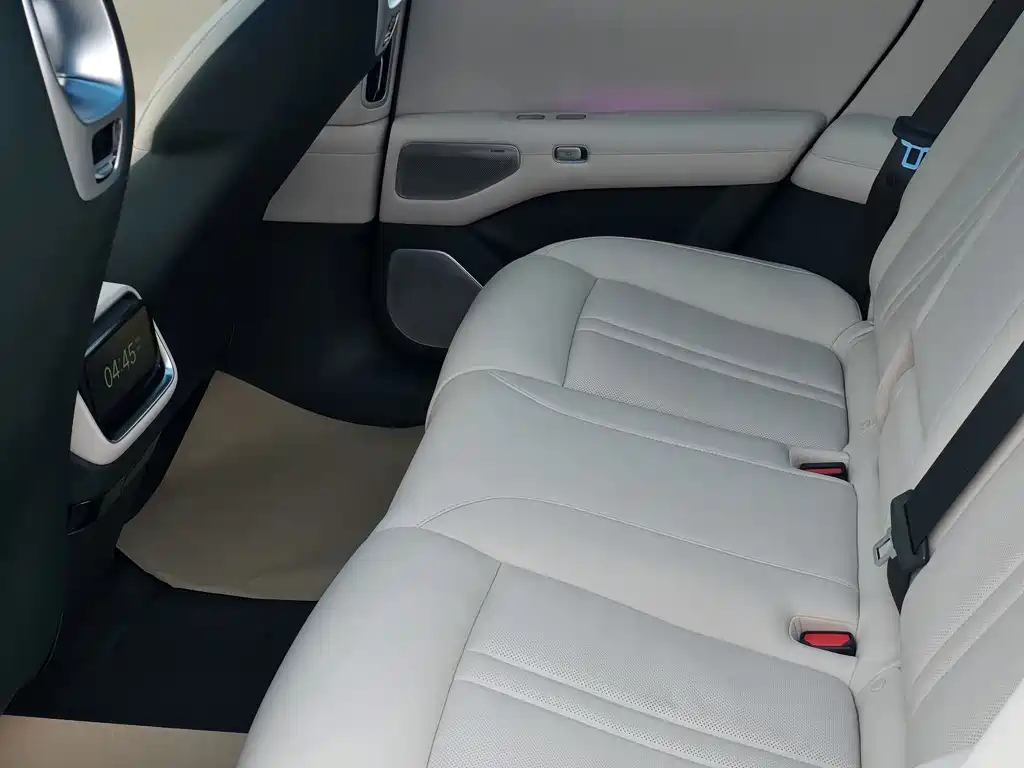 XIAOMI CAR XIAOMI YU7