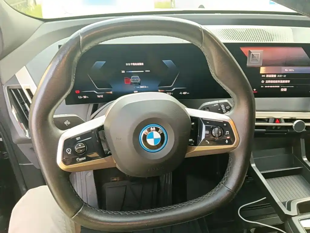 BMW iX — миниатюра 11
