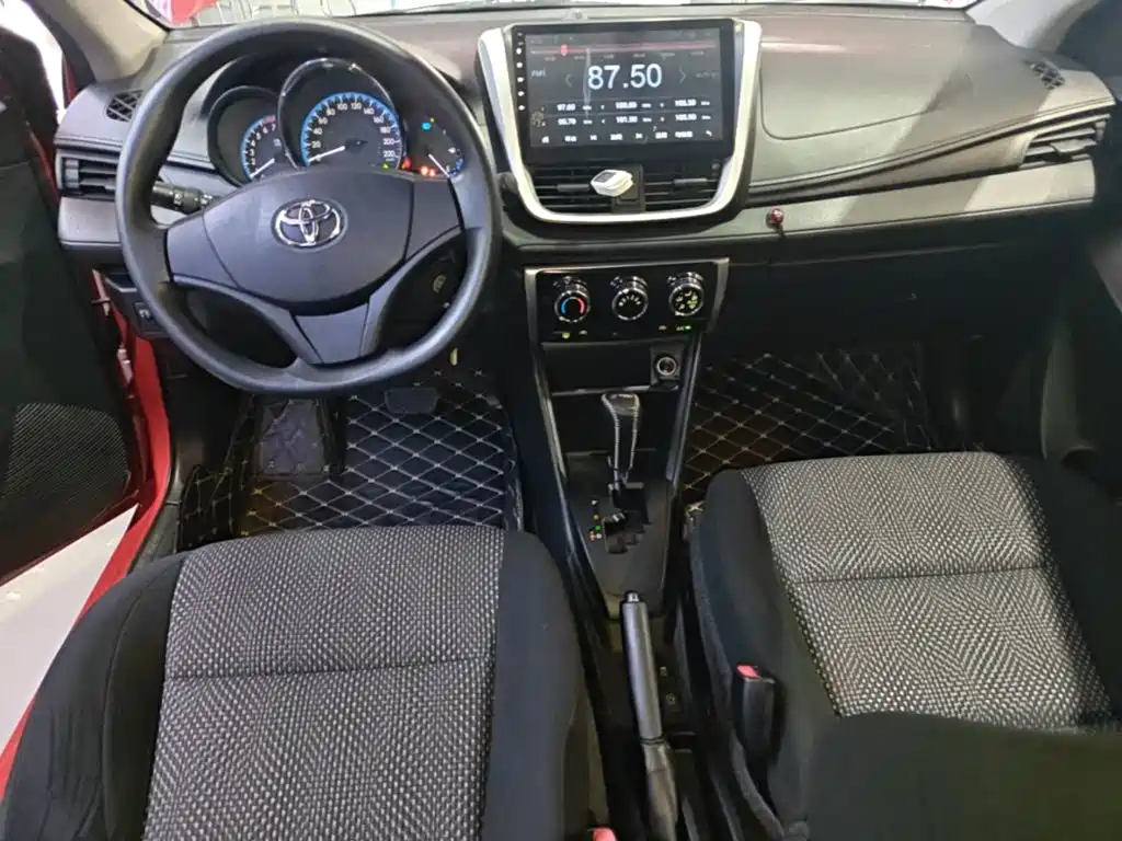 Toyota Vios FS — миниатюра 10