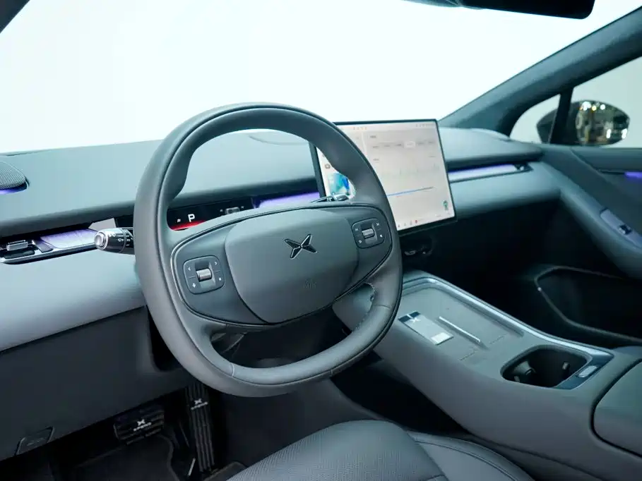XPeng P7+ — миниатюра 11