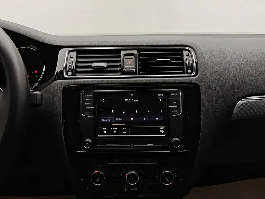 Volkswagen Sagitar — миниатюра 13