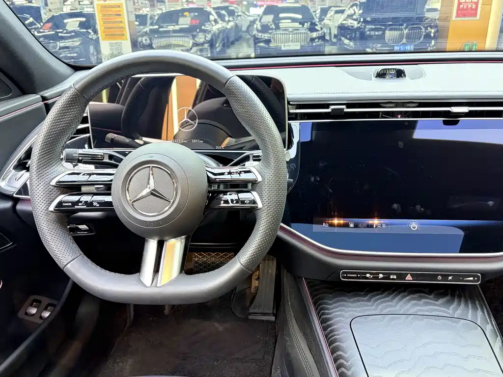 Mercedes-Benz E-Class New Energy — миниатюра 8