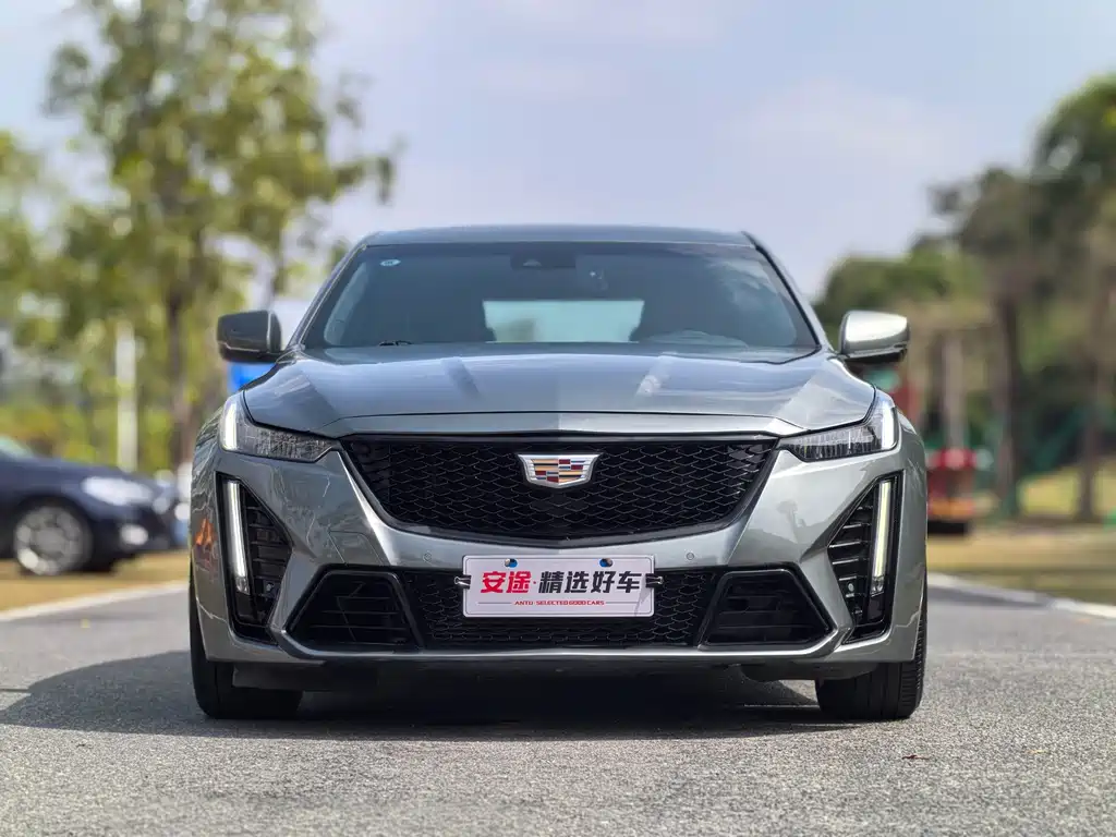 Cadillac CT5 — миниатюра 2