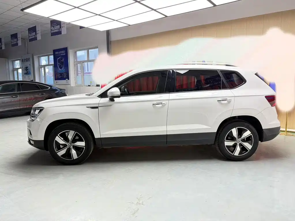 Volkswagen Tharu — миниатюра 7