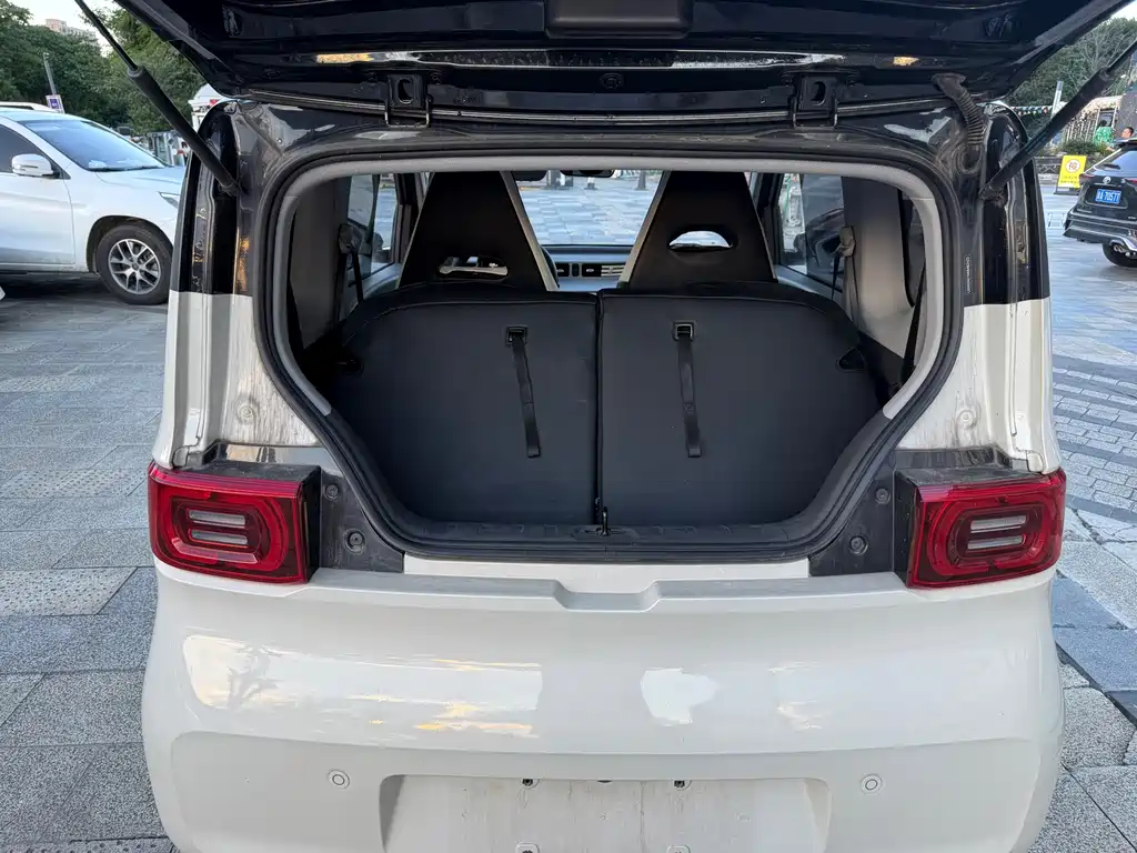 Wuling MINIEV — миниатюра 16