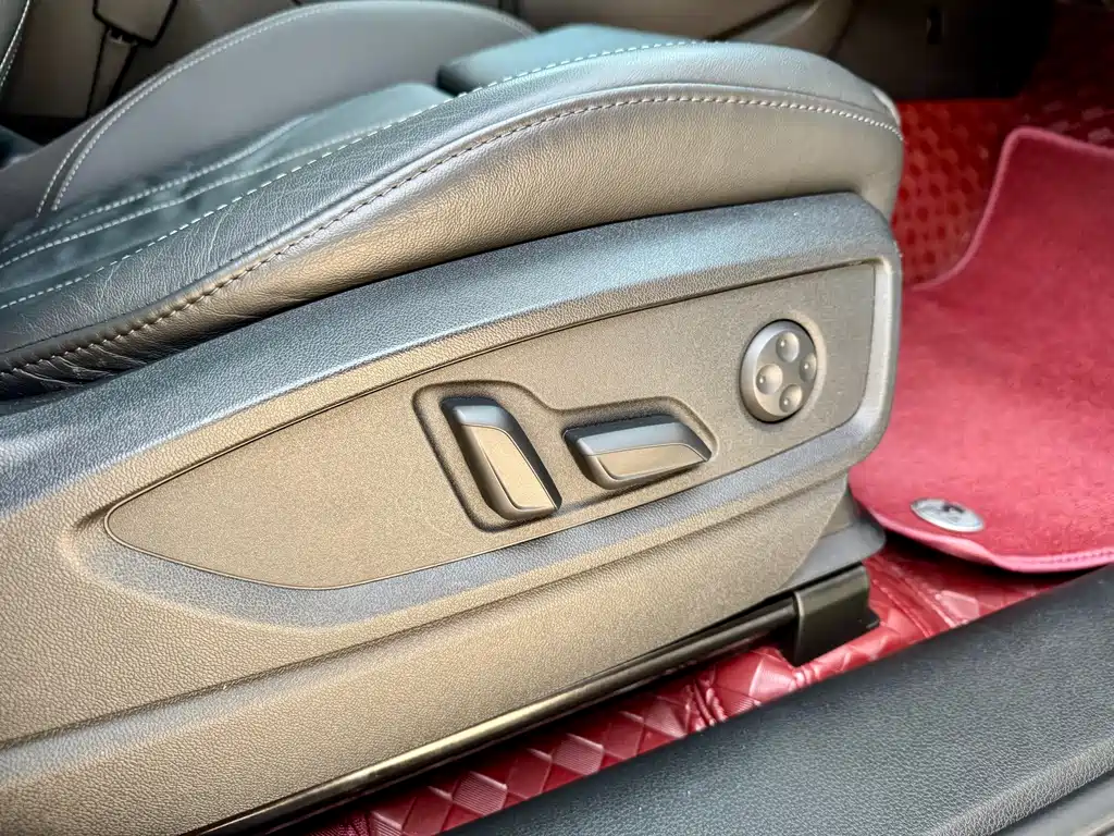 Audi Q5L — миниатюра 15