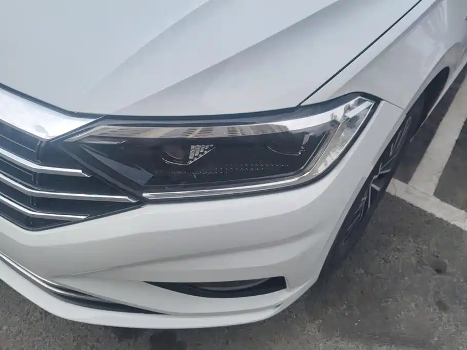 Volkswagen Sagitar — миниатюра 5