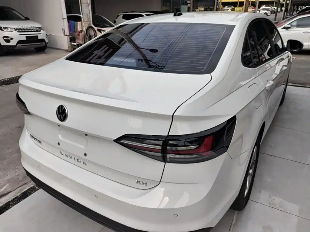 Volkswagen Lavida — миниатюра 7