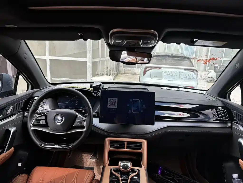 BYD Tang New Energy — миниатюра 5