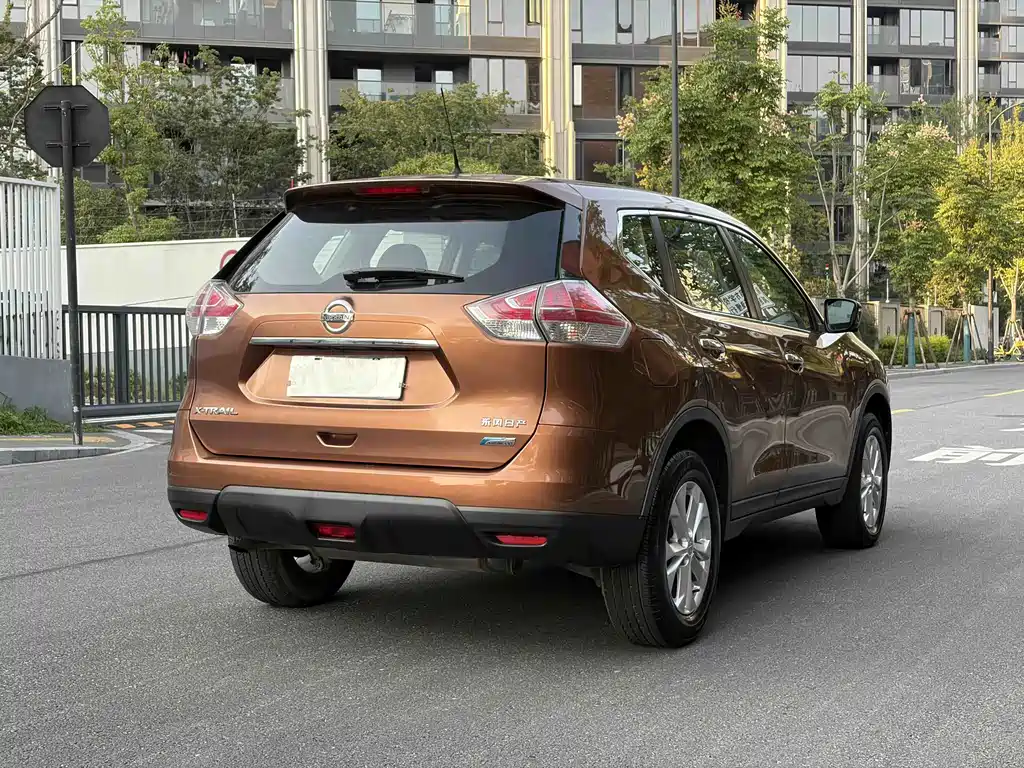 Nissan X-Trail — миниатюра 16