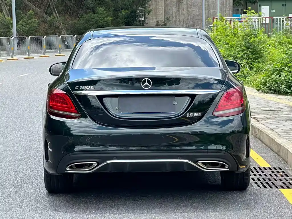 Mercedes-Benz C-Class — миниатюра 15