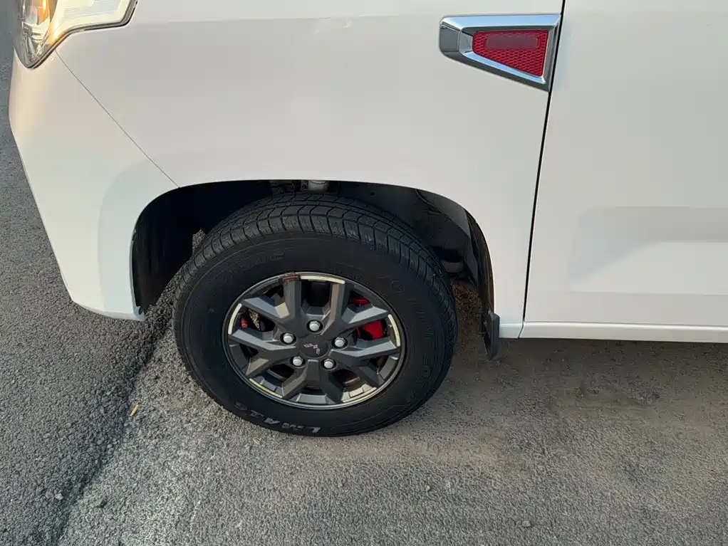 Wuling Journey — миниатюра 4