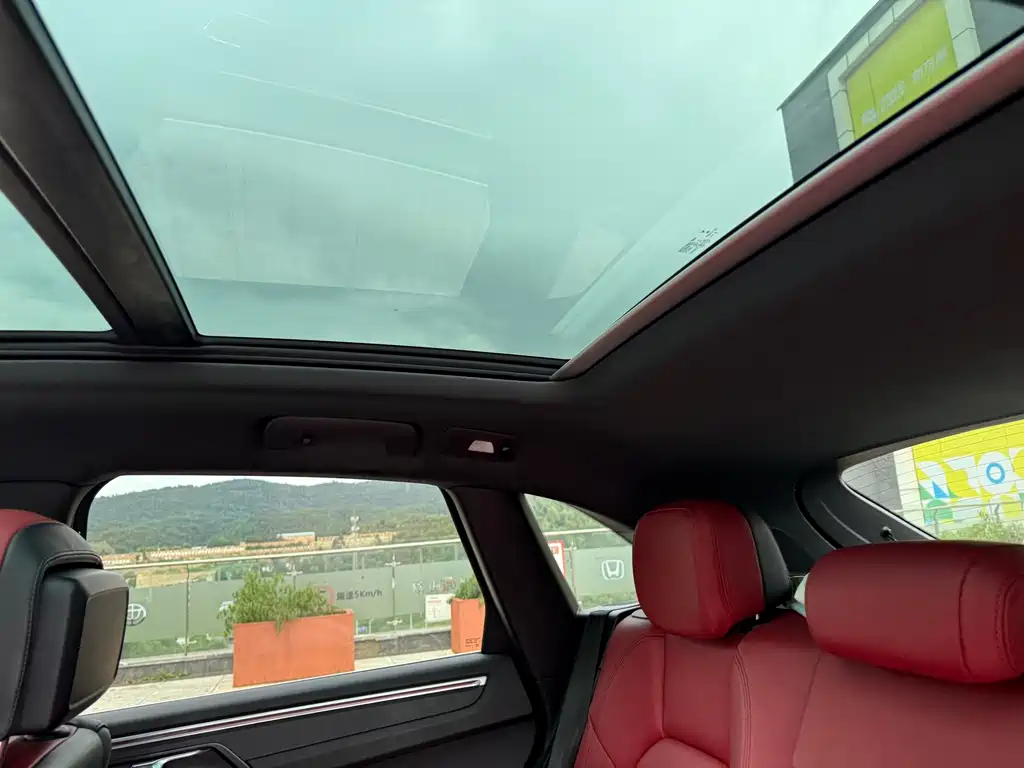 Porsche Macan — миниатюра 35
