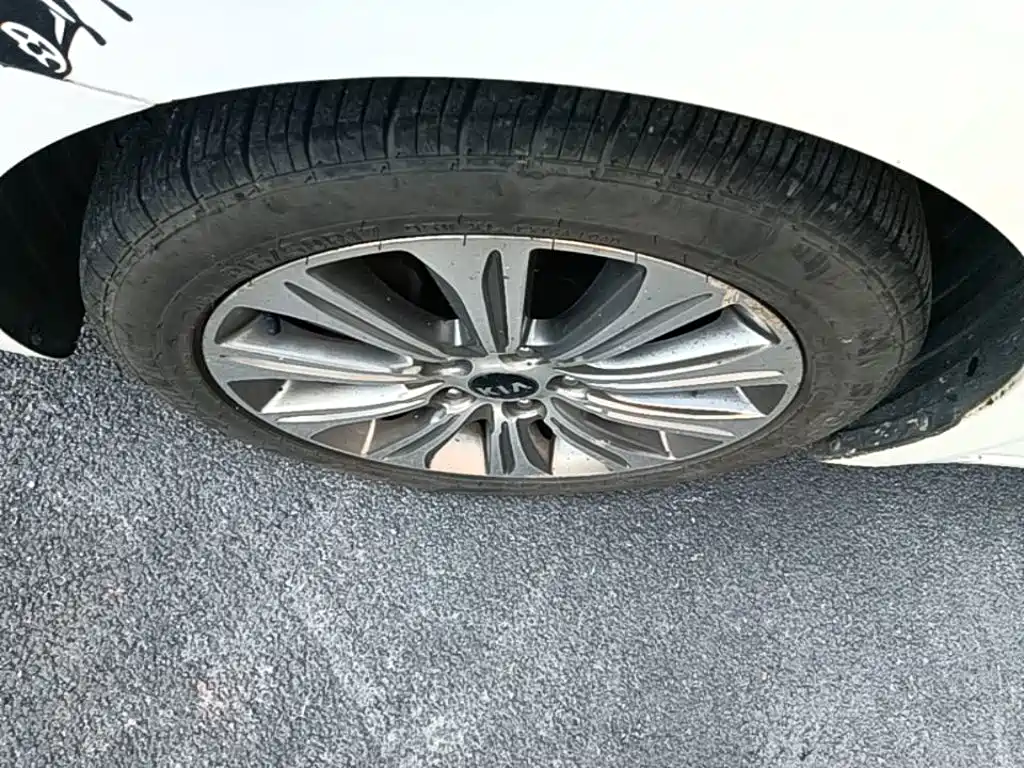 Kia K4 — миниатюра 23