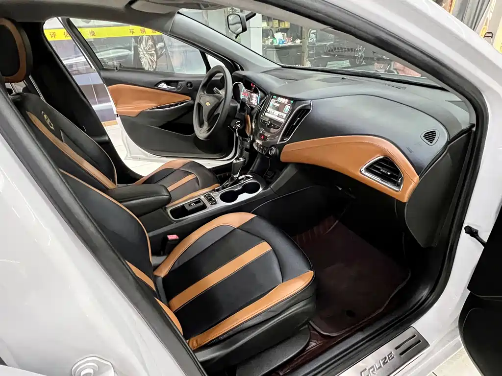 Chevrolet Cruze — миниатюра 15