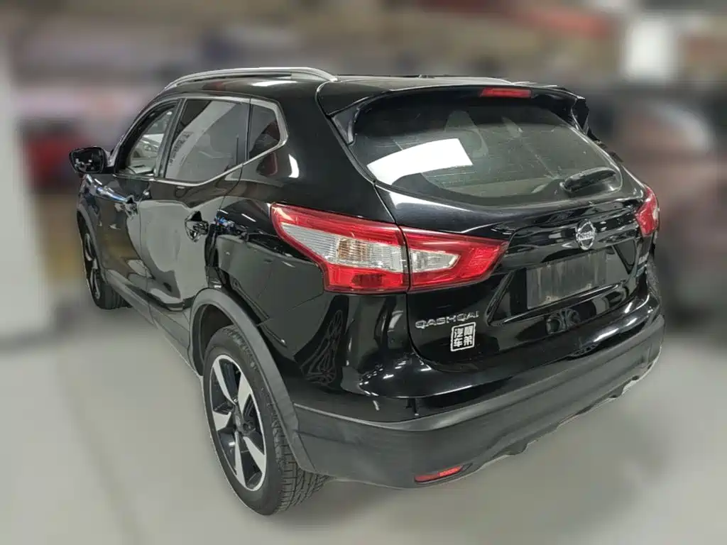 Nissan Qashqai — миниатюра 7