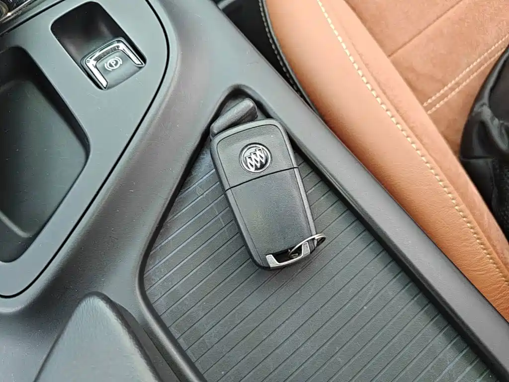 Buick Regal — миниатюра 9