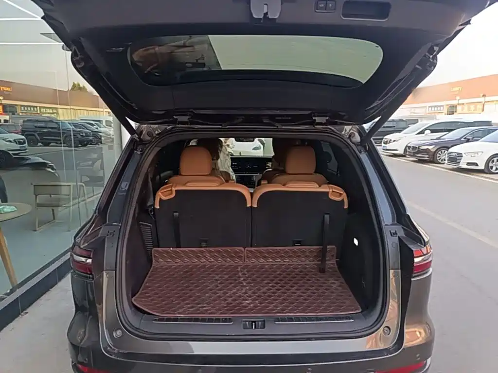 Li Auto Li ONE — миниатюра 19