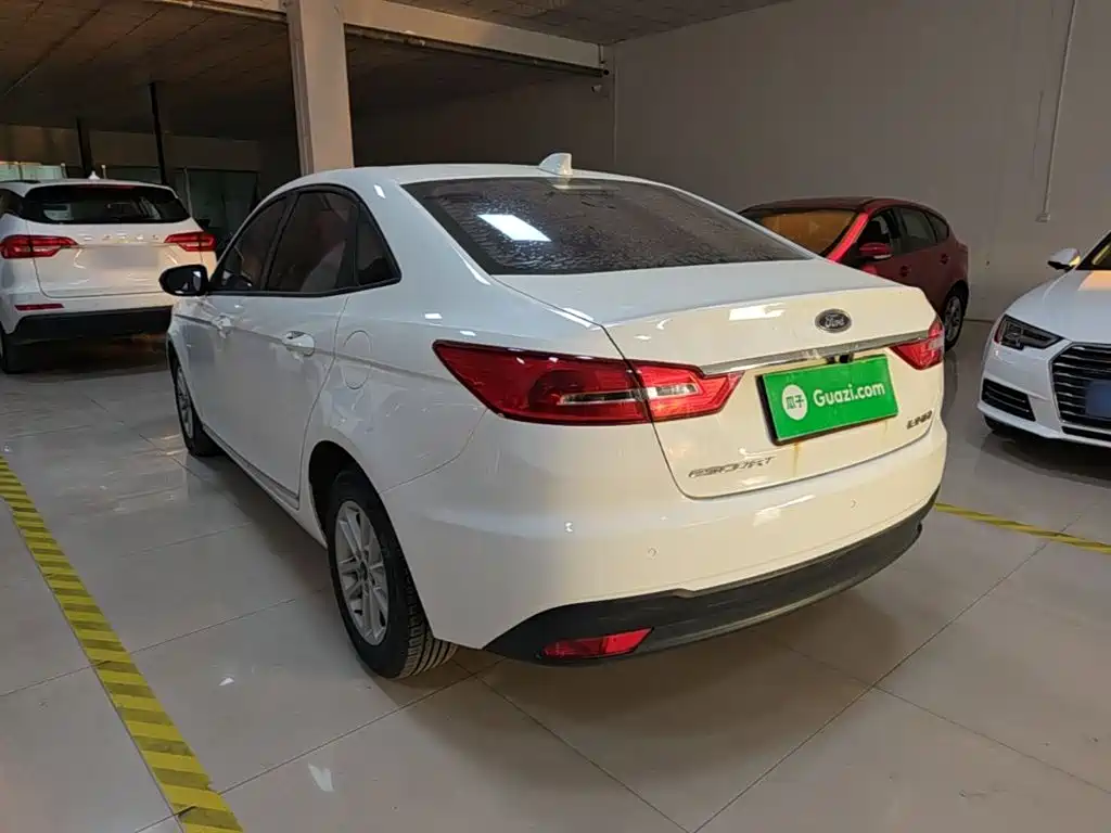 Ford Escort — миниатюра 5