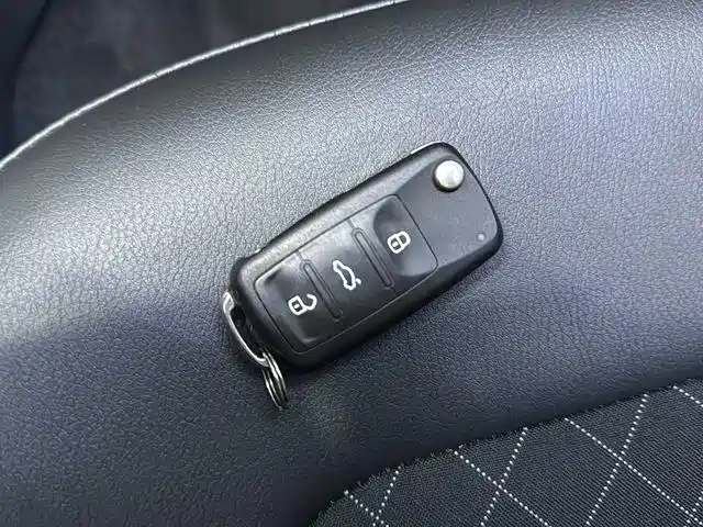 Skoda Rapid — миниатюра 17