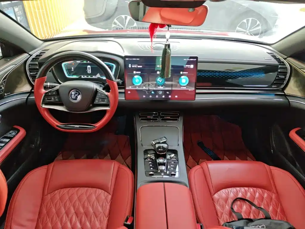 BYD Han — миниатюра 10