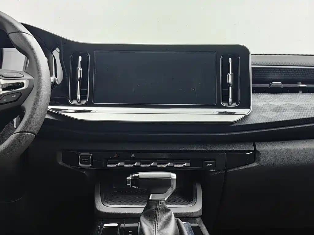 Baojun RM-5 — миниатюра 12