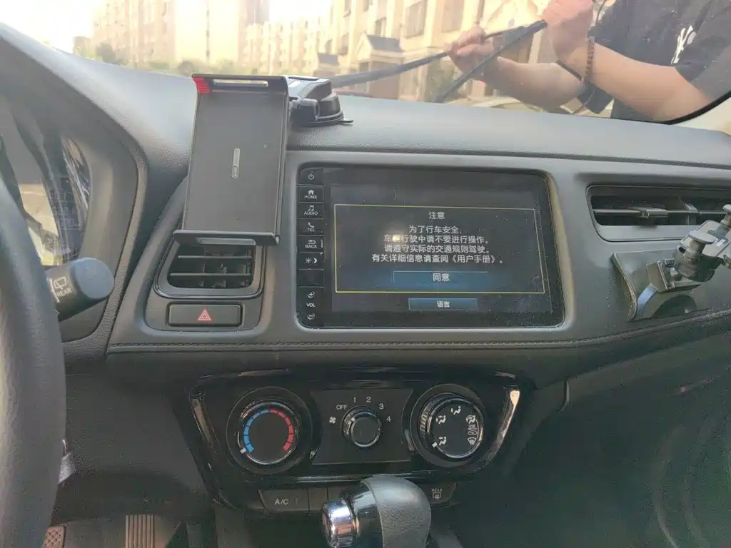 Honda Vezel — миниатюра 9