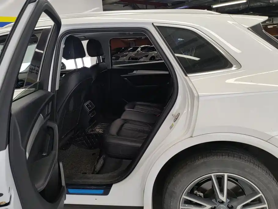 Audi Q5L — миниатюра 11