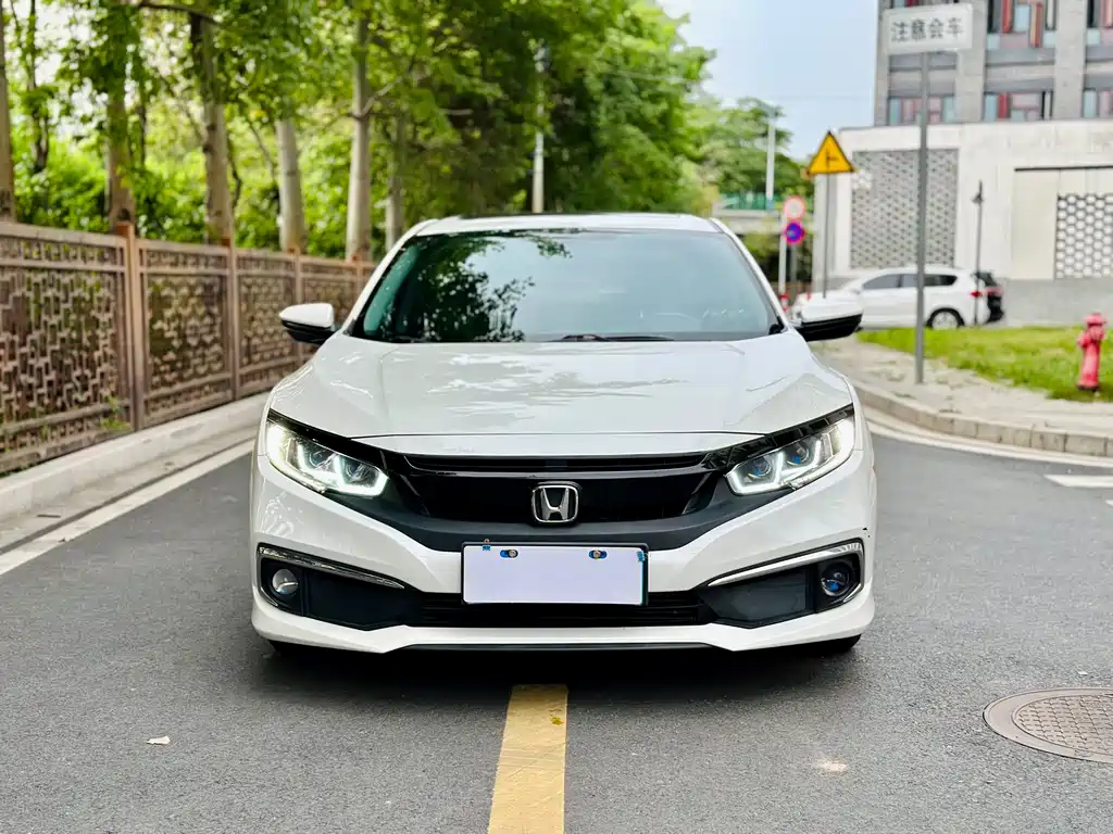 Honda Civic 220TURBO CVT Dynamic Dynamic Edition China VI, фото 2