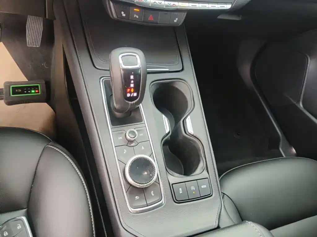 Cadillac XT4 — миниатюра 14