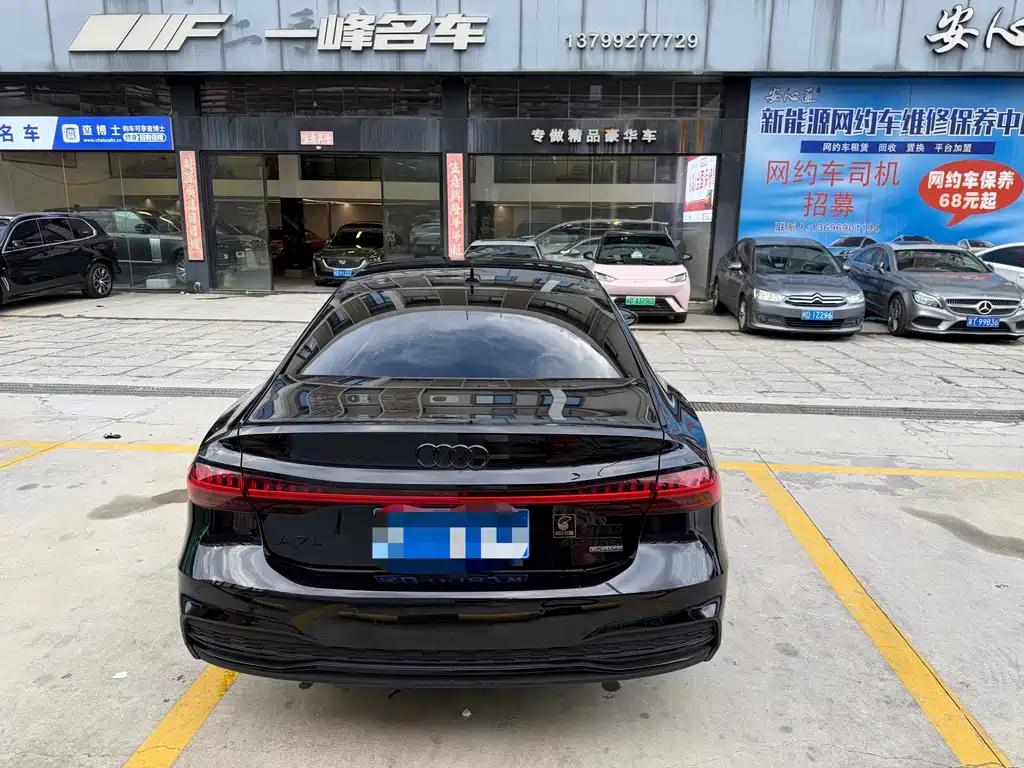 Audi A7L — миниатюра 5