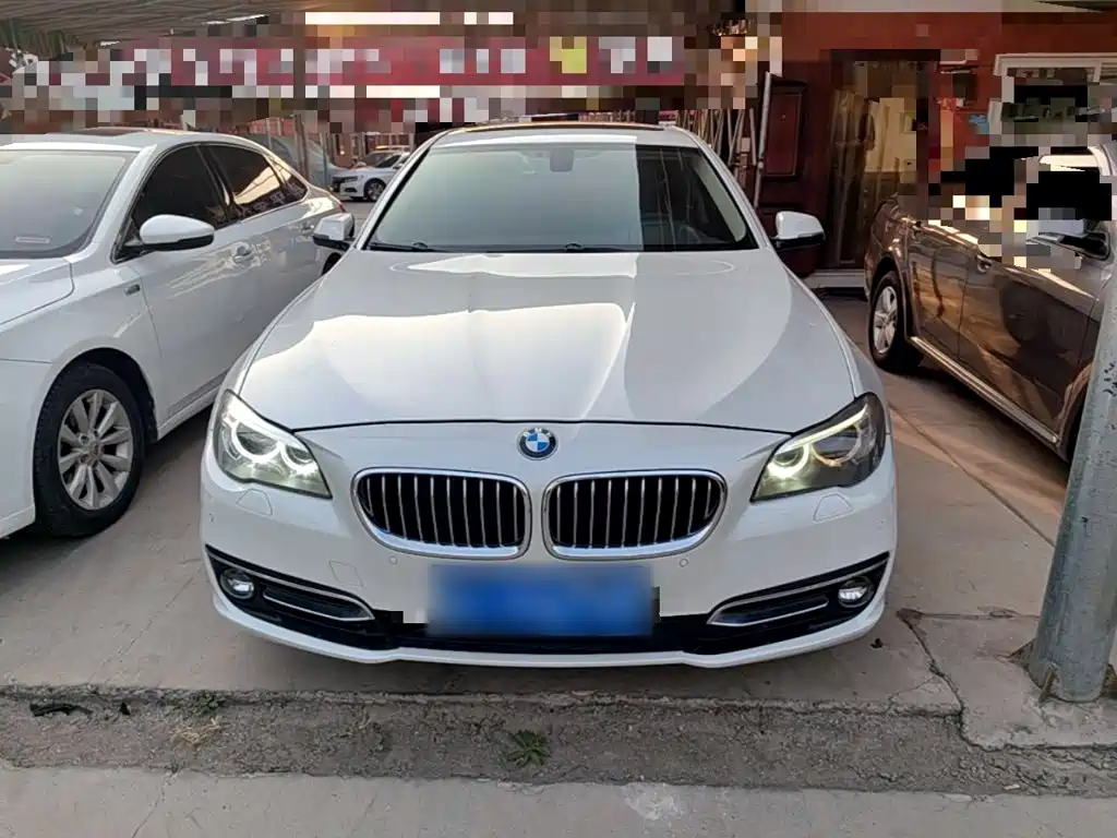 BMW 5 Series — миниатюра 3