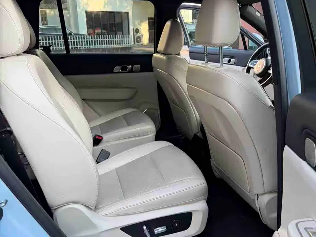 Li Auto Li ONE — миниатюра 8