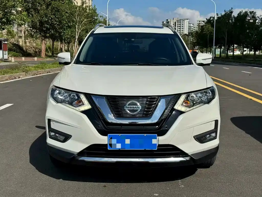 NISSAN QIJUN