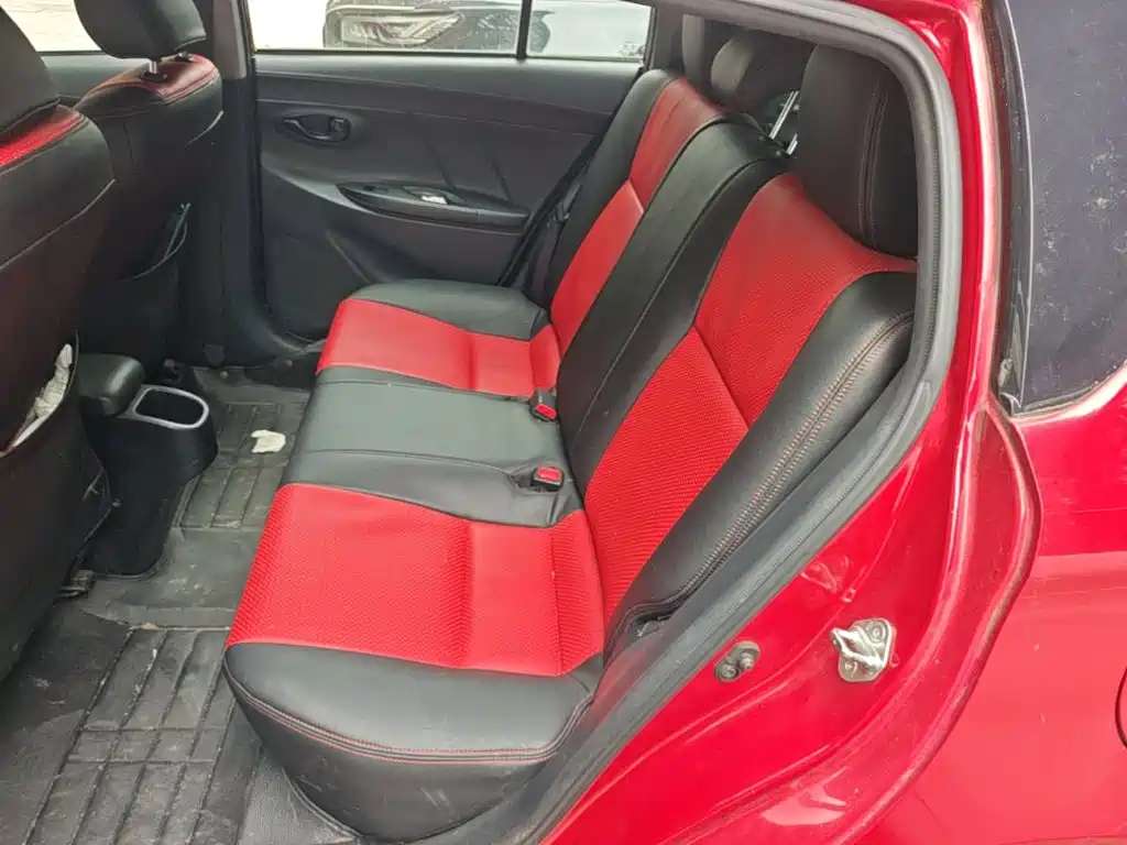 Toyota Yaris L — миниатюра 17